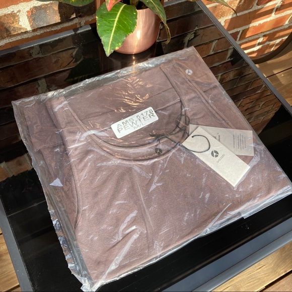 Avocado Sport Tank in Pewter NWT |  Size: M/L - Picture 6 of 7